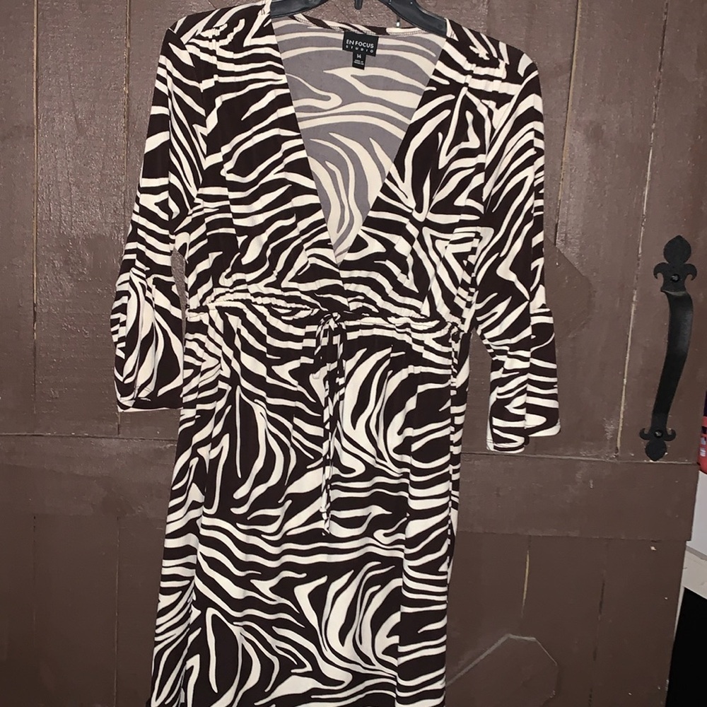 Enfocus Studio - woman’s dress